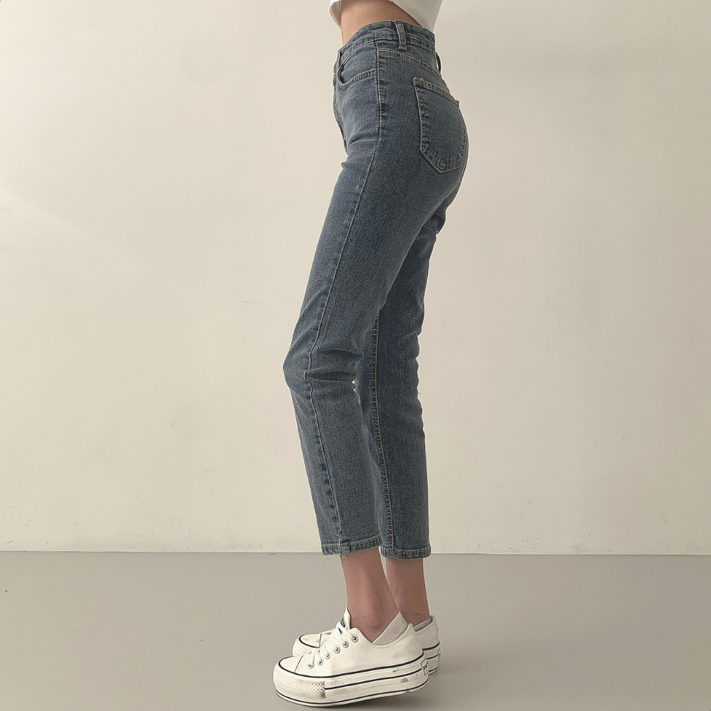 가방 모델 착용 이미지-S1L15