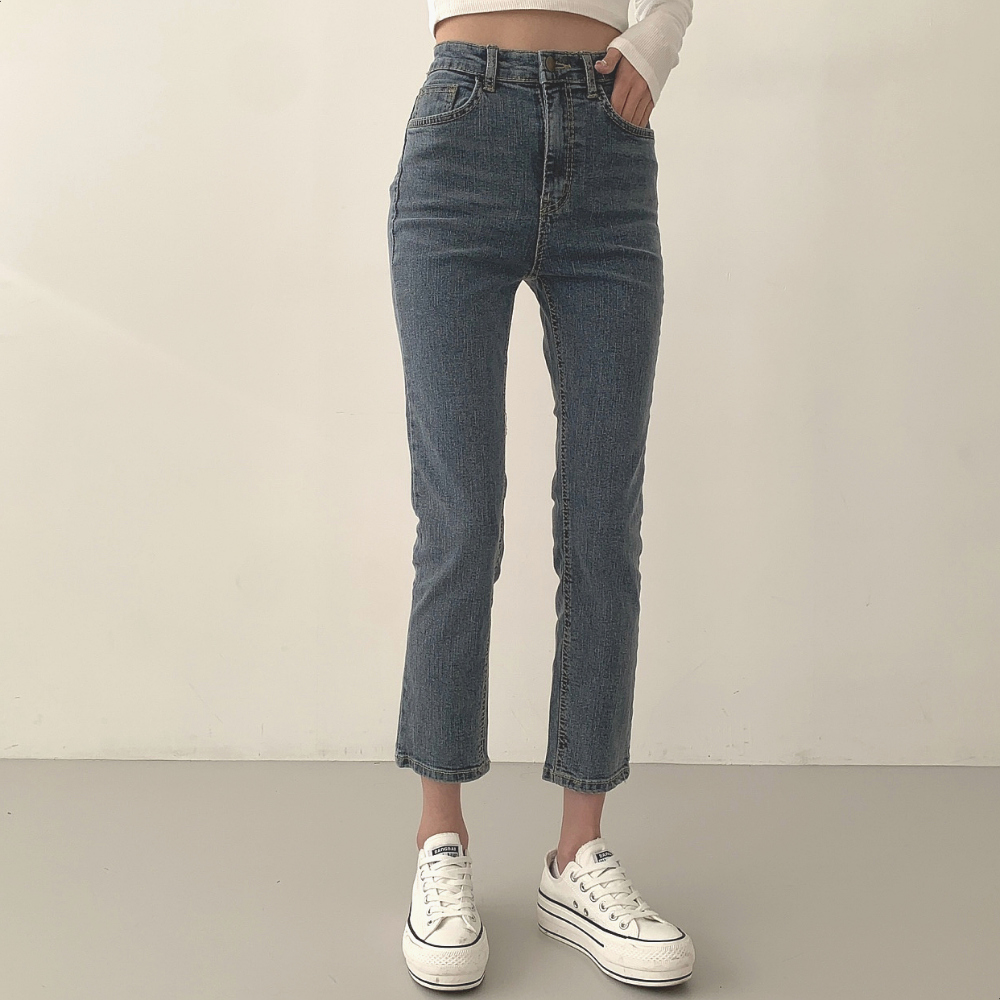 가방 모델 착용 이미지-S1L11