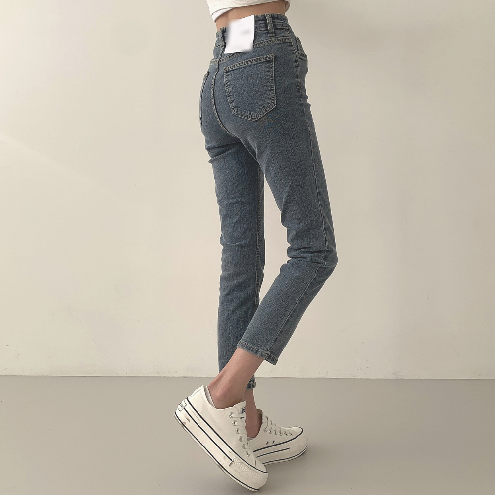 가방 모델 착용 이미지-S1L12