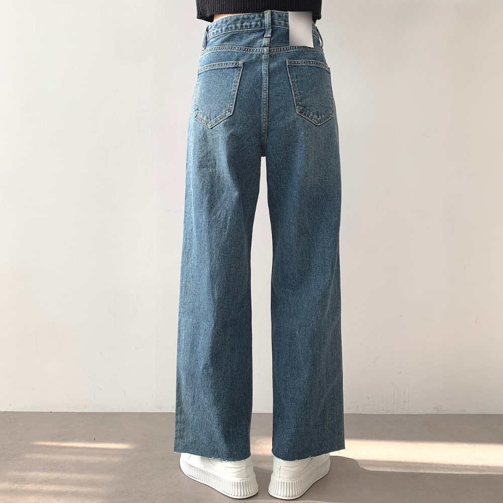 바지 모델 착용 이미지-S1L11