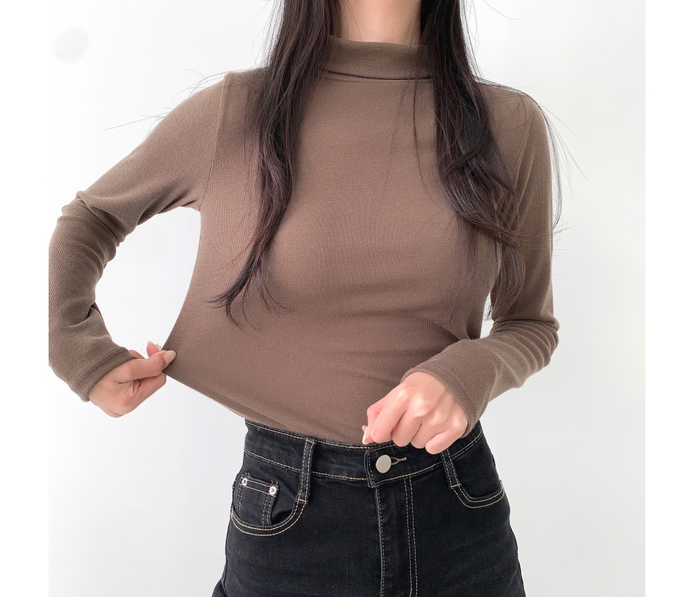 긴팔 티셔츠 모델 착용 이미지-S1L12