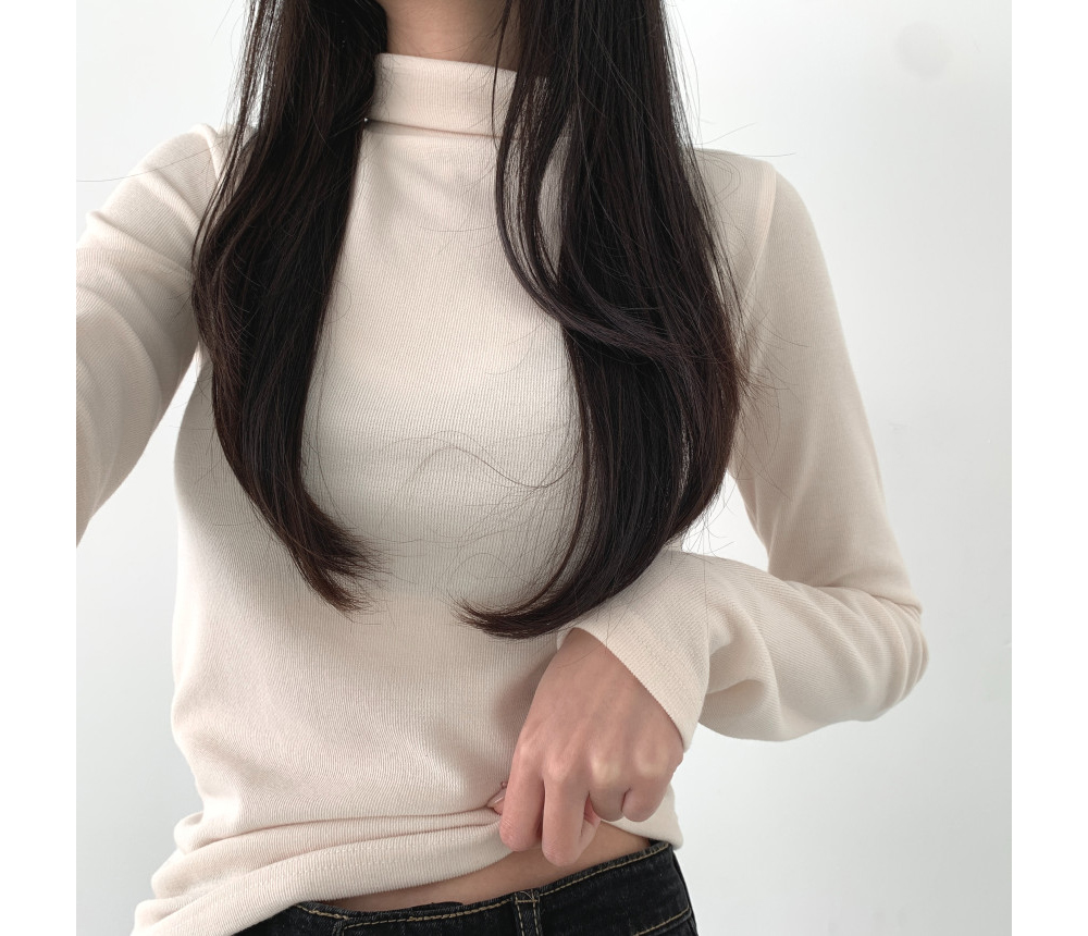 긴팔 티셔츠 모델 착용 이미지-S1L15