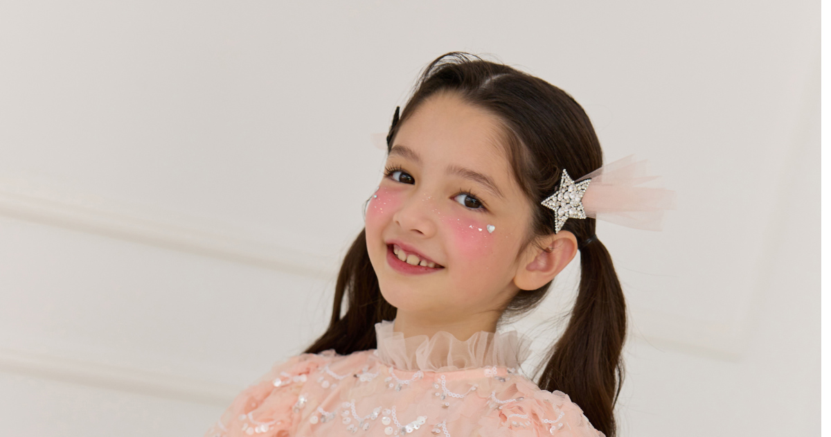 악세사리 모델 착용 이미지-S40L1