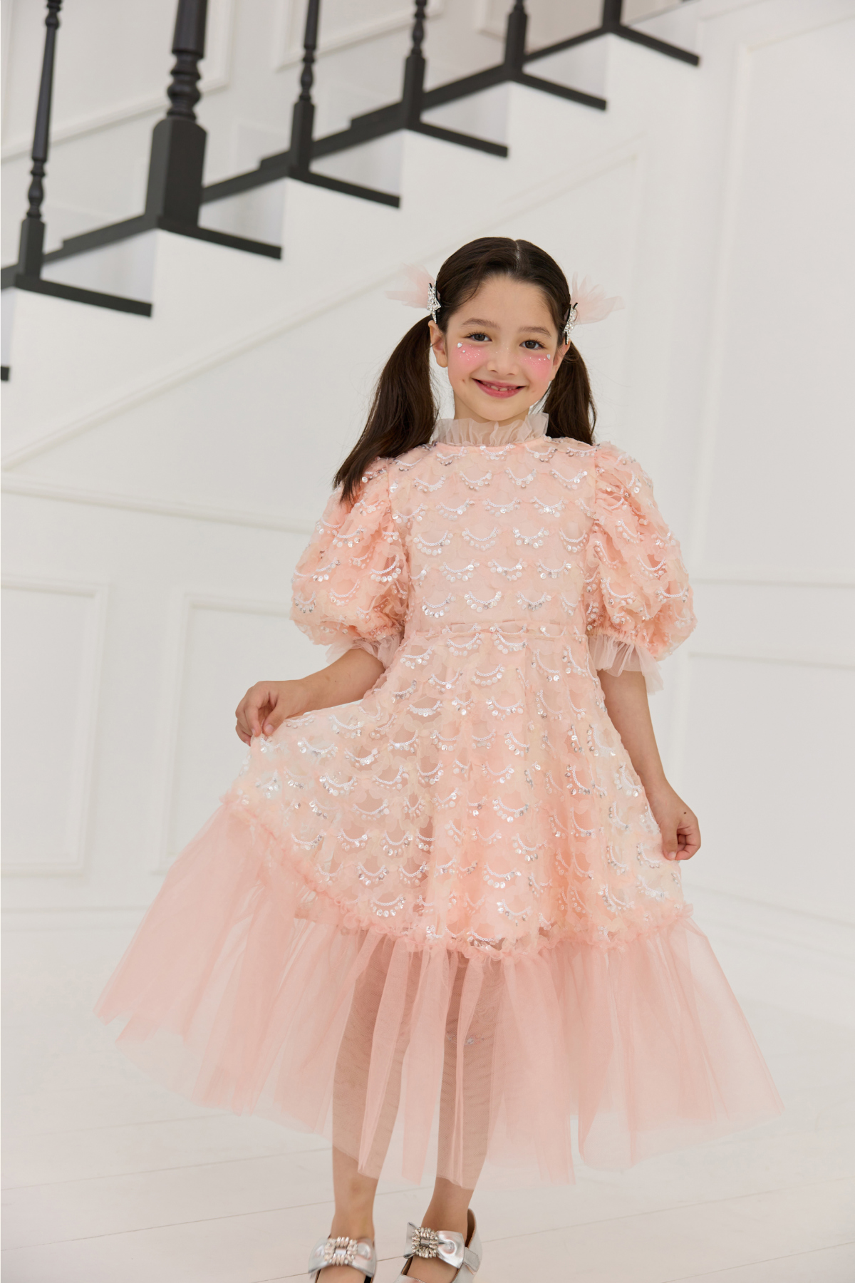 드레스 모델 착용 이미지-S79L26