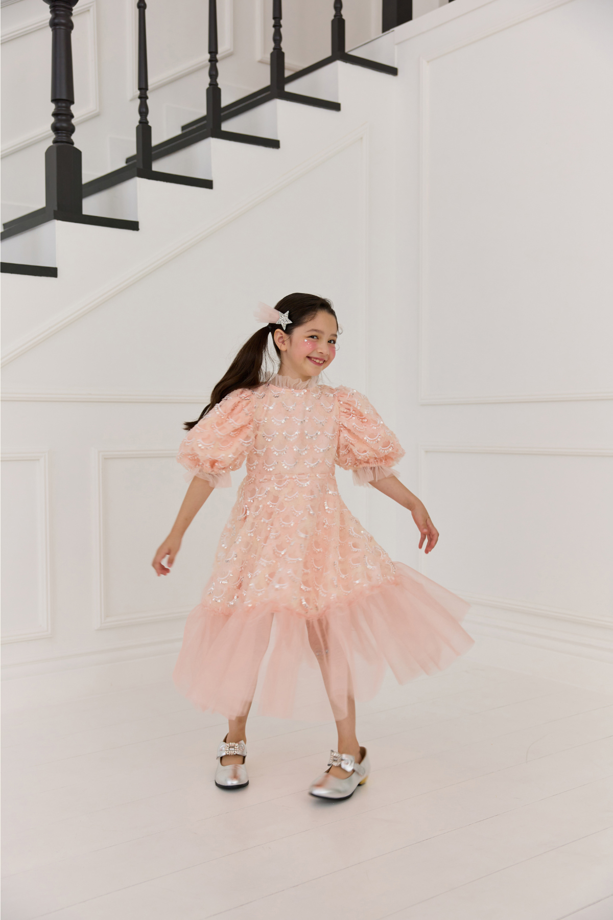 드레스 모델 착용 이미지-S79L14