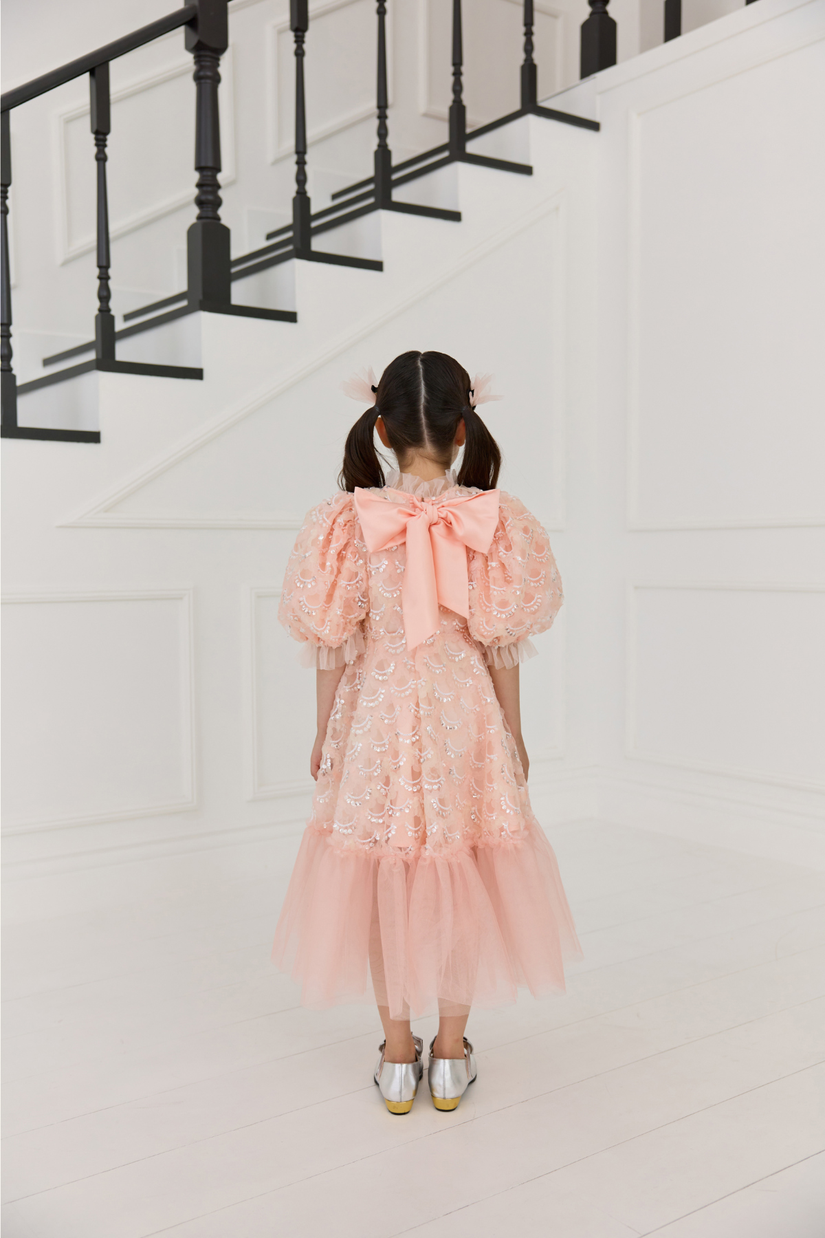 드레스 모델 착용 이미지-S79L23