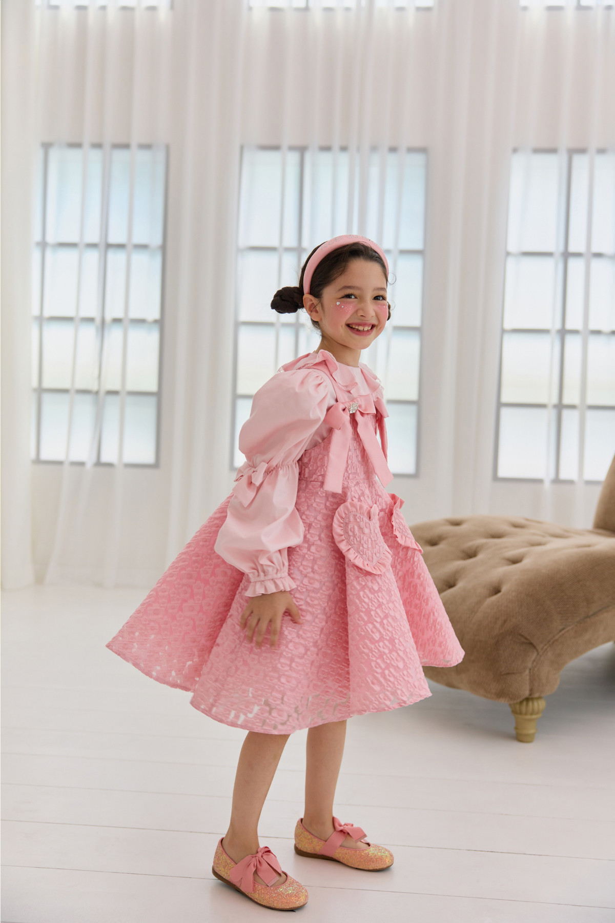 드레스 모델 착용 이미지-S82L12