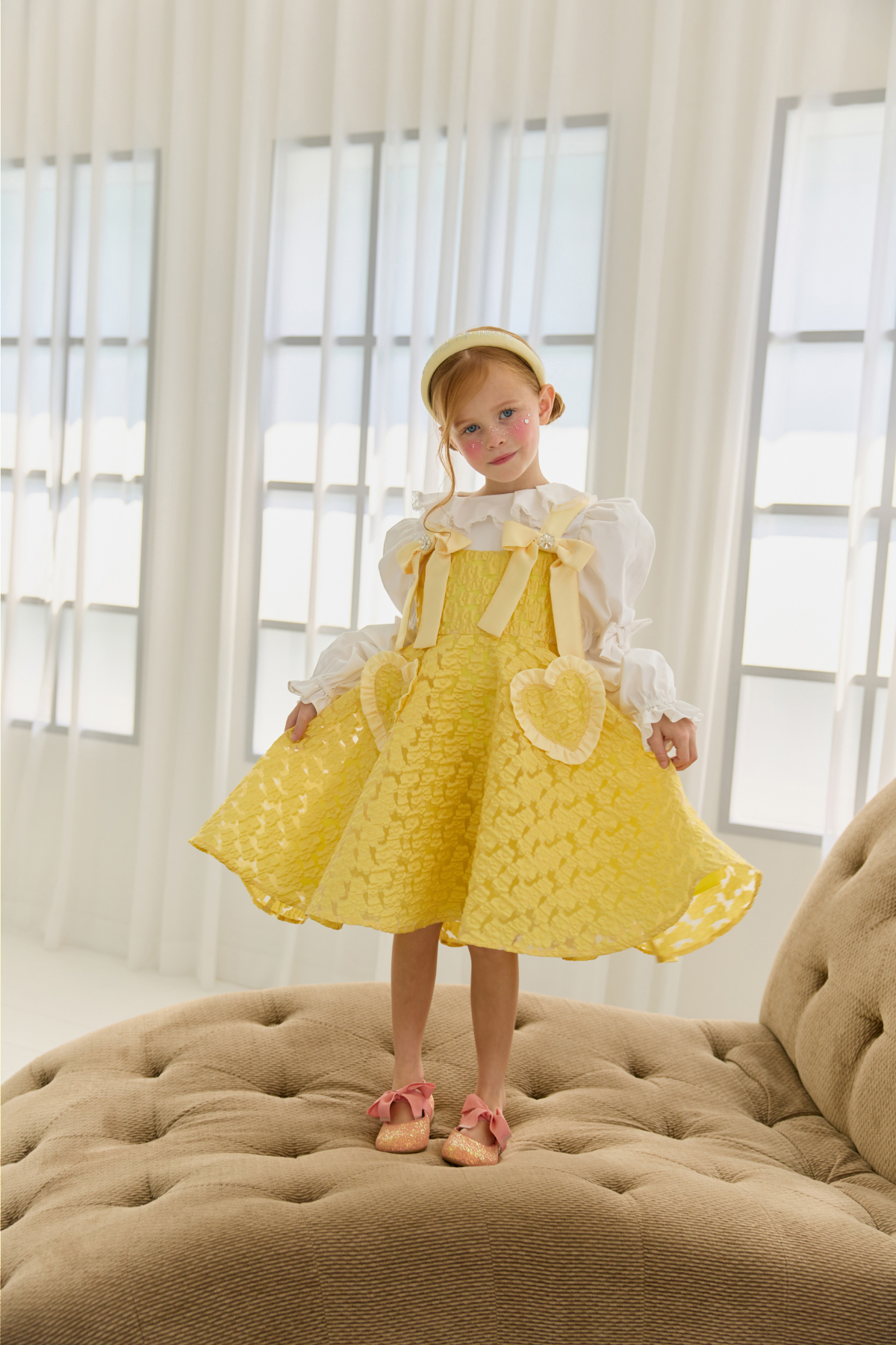 드레스 모델 착용 이미지-S85L115