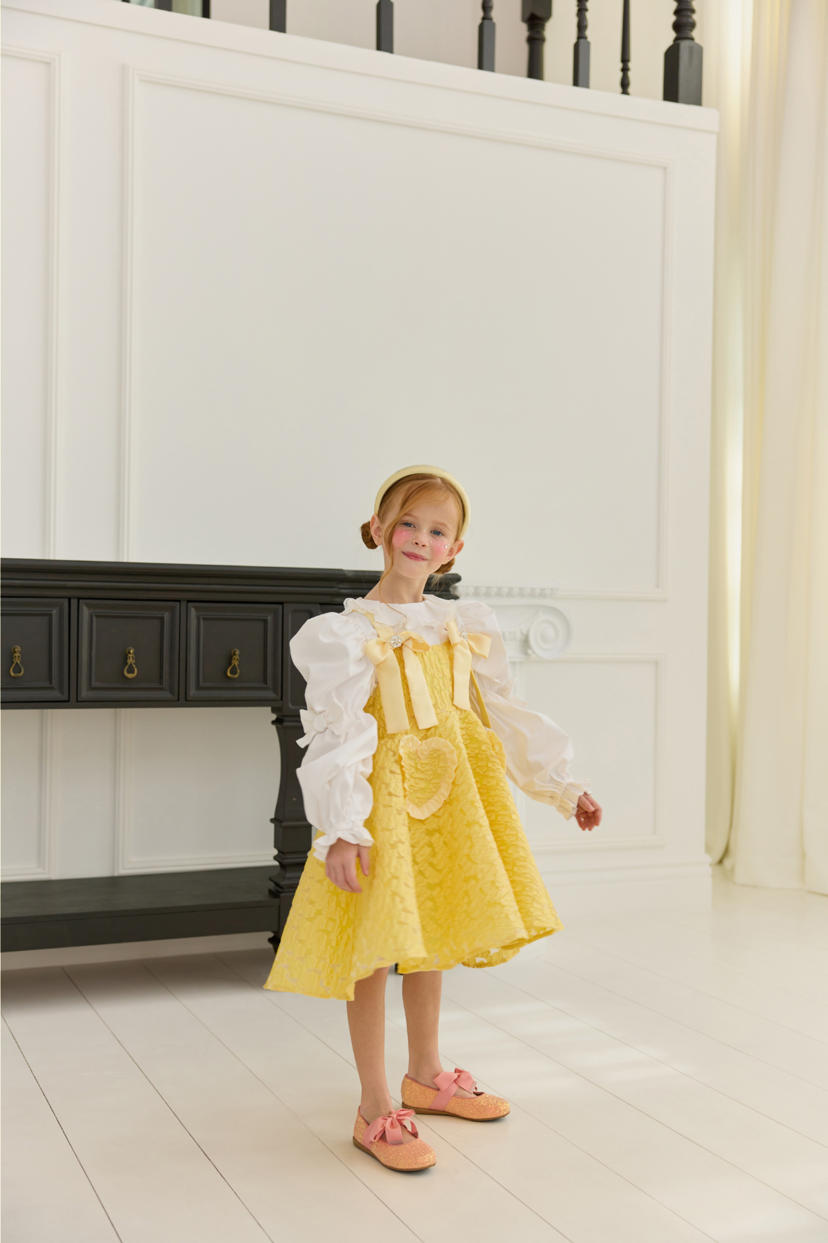 드레스 모델 착용 이미지-S85L96