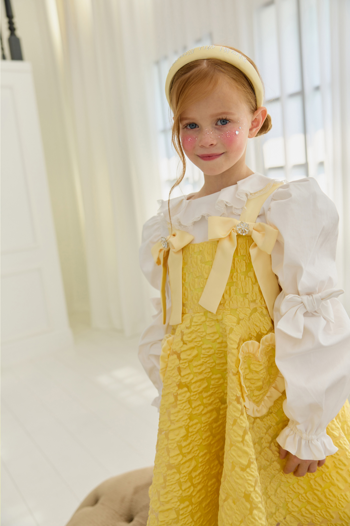 드레스 모델 착용 이미지-S85L110