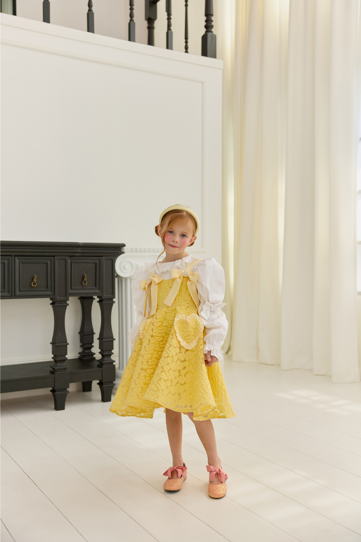 드레스 모델 착용 이미지-S85L137