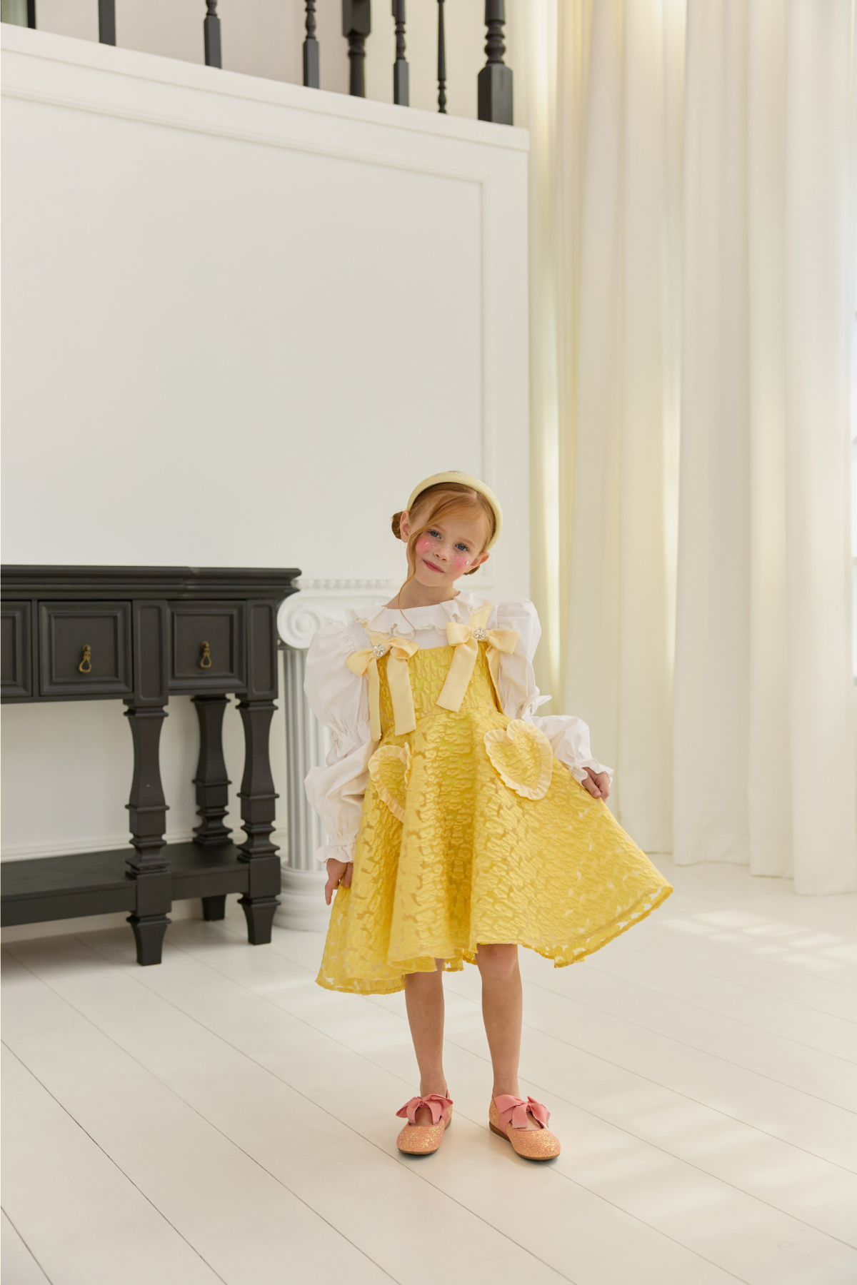 드레스 모델 착용 이미지-S85L136