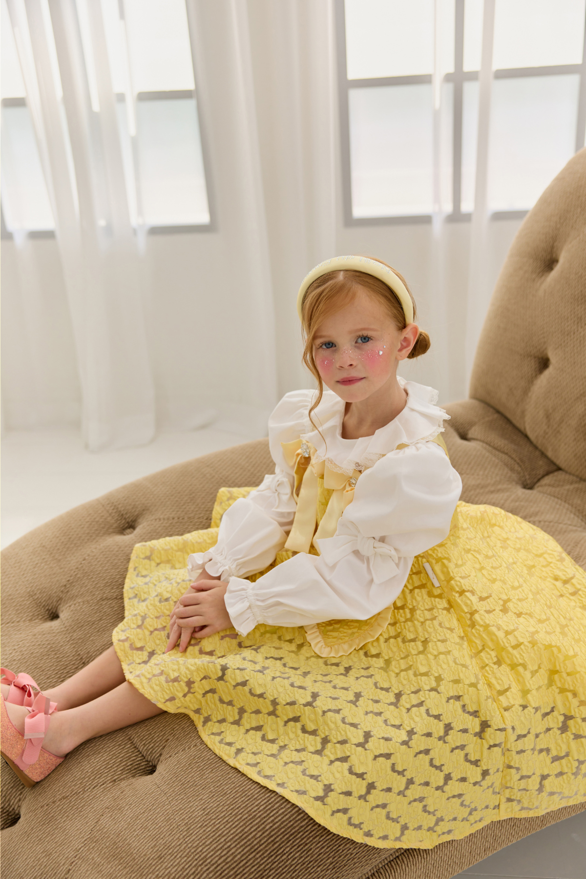 드레스 모델 착용 이미지-S85L126