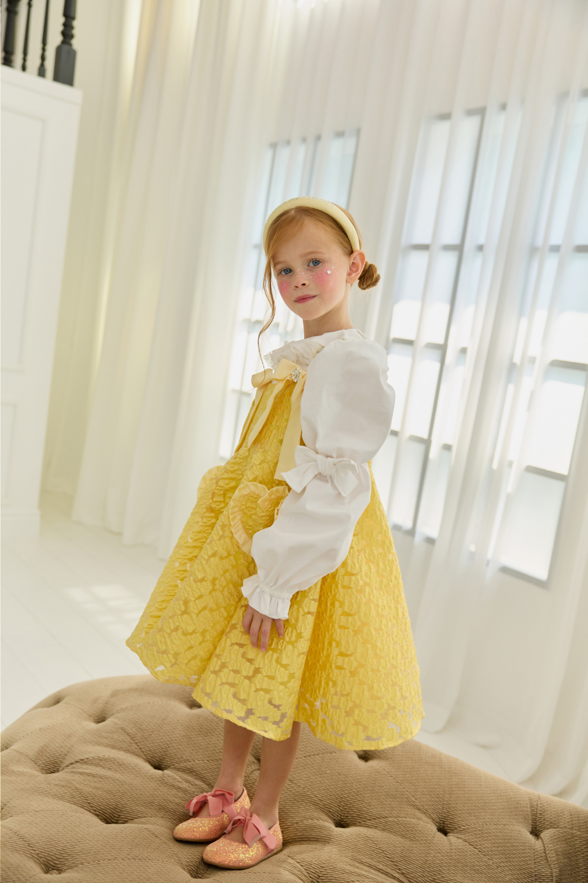 드레스 모델 착용 이미지-S85L112