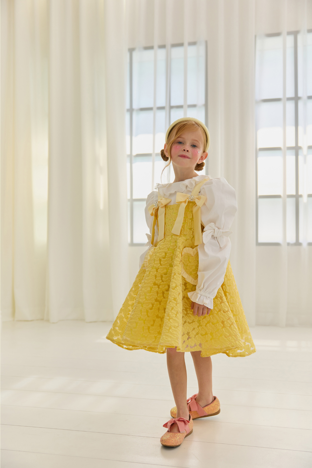 드레스 모델 착용 이미지-S85L91