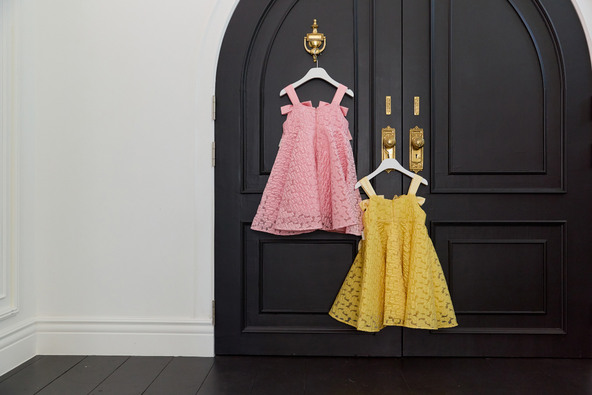 드레스 모델 착용 이미지-S85L132