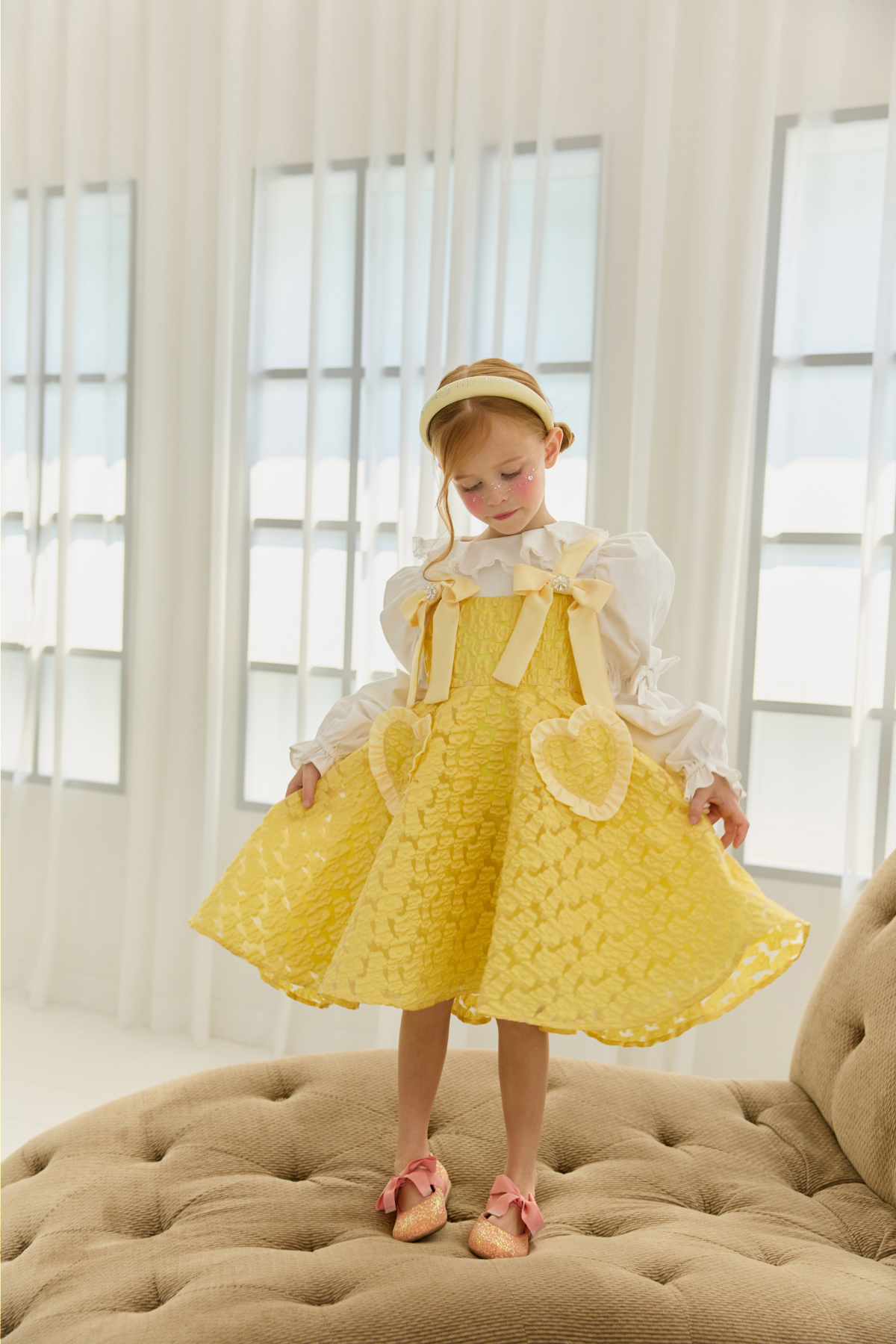 드레스 모델 착용 이미지-S85L116