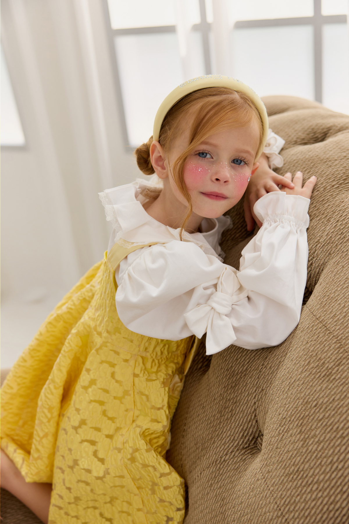 드레스 모델 착용 이미지-S85L119