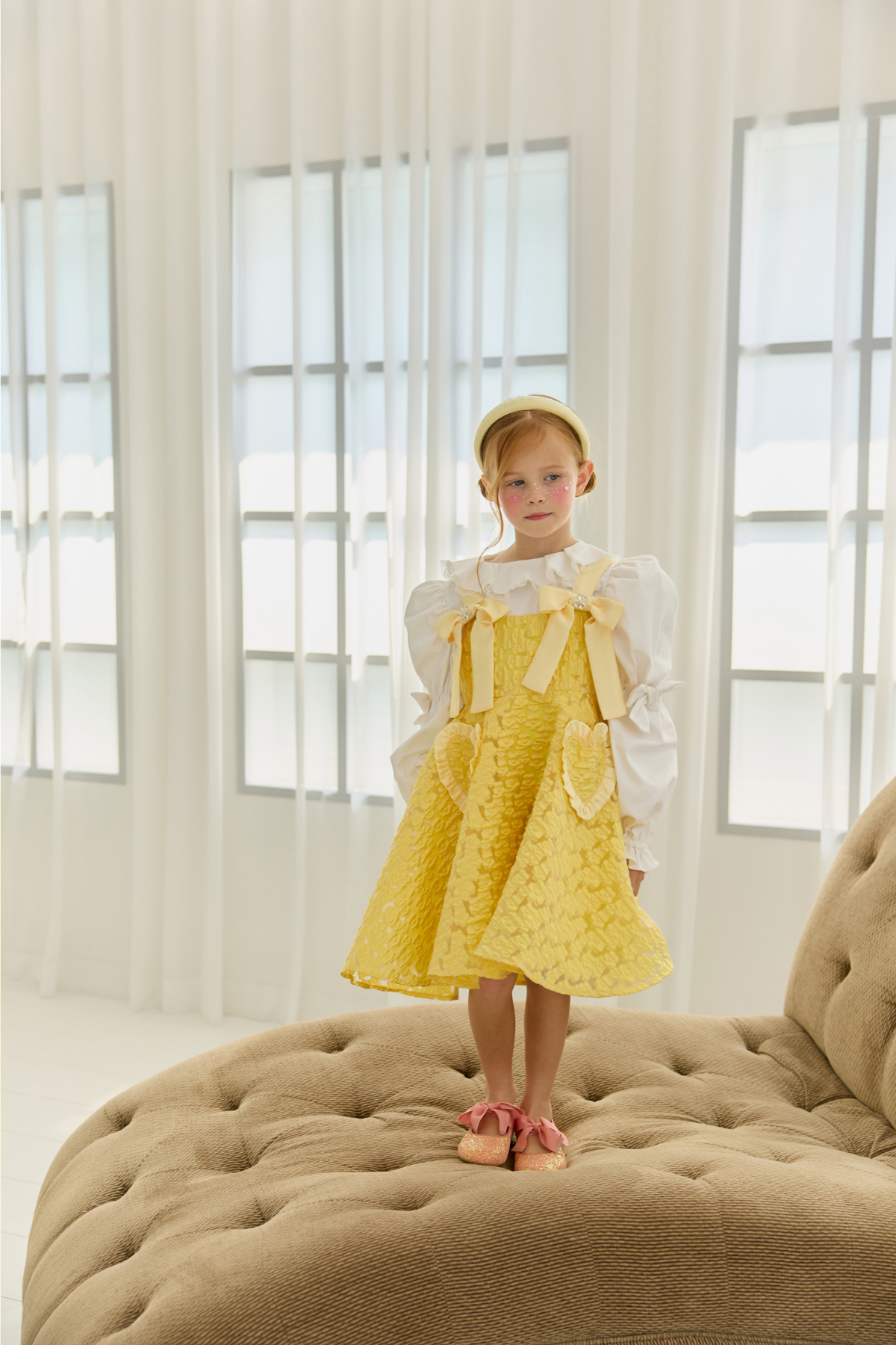 드레스 모델 착용 이미지-S85L117