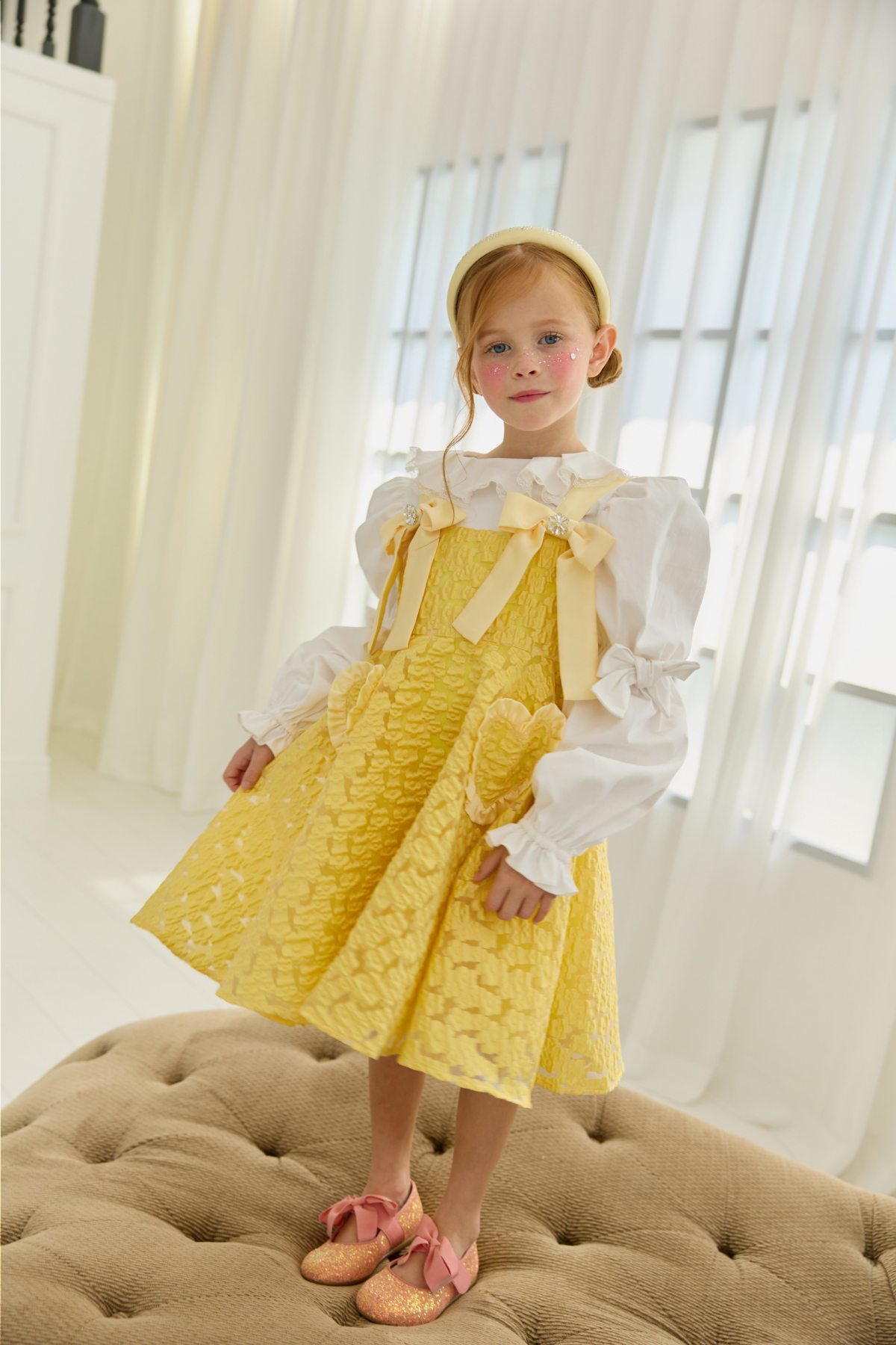 드레스 모델 착용 이미지-S85L113