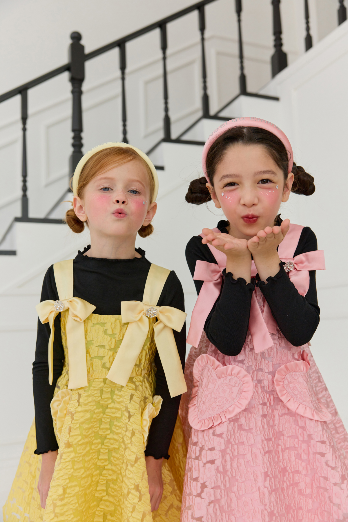 드레스 모델 착용 이미지-S85L5