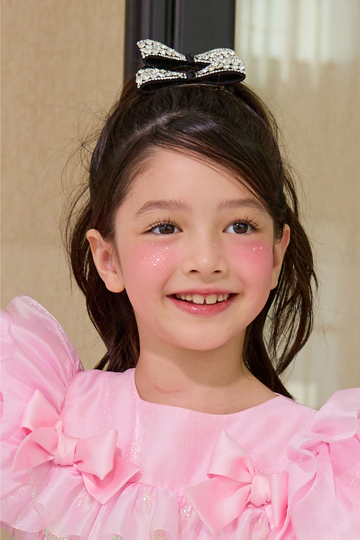 악세사리 모델 착용 이미지-S36L1