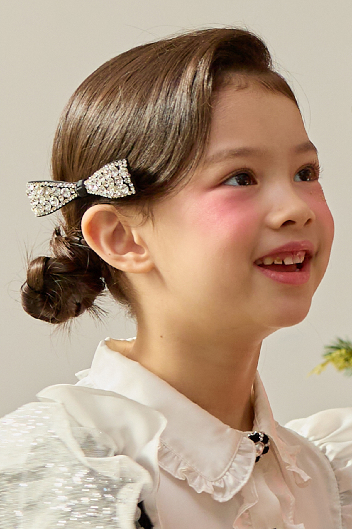 악세사리 모델 착용 이미지-S37L3