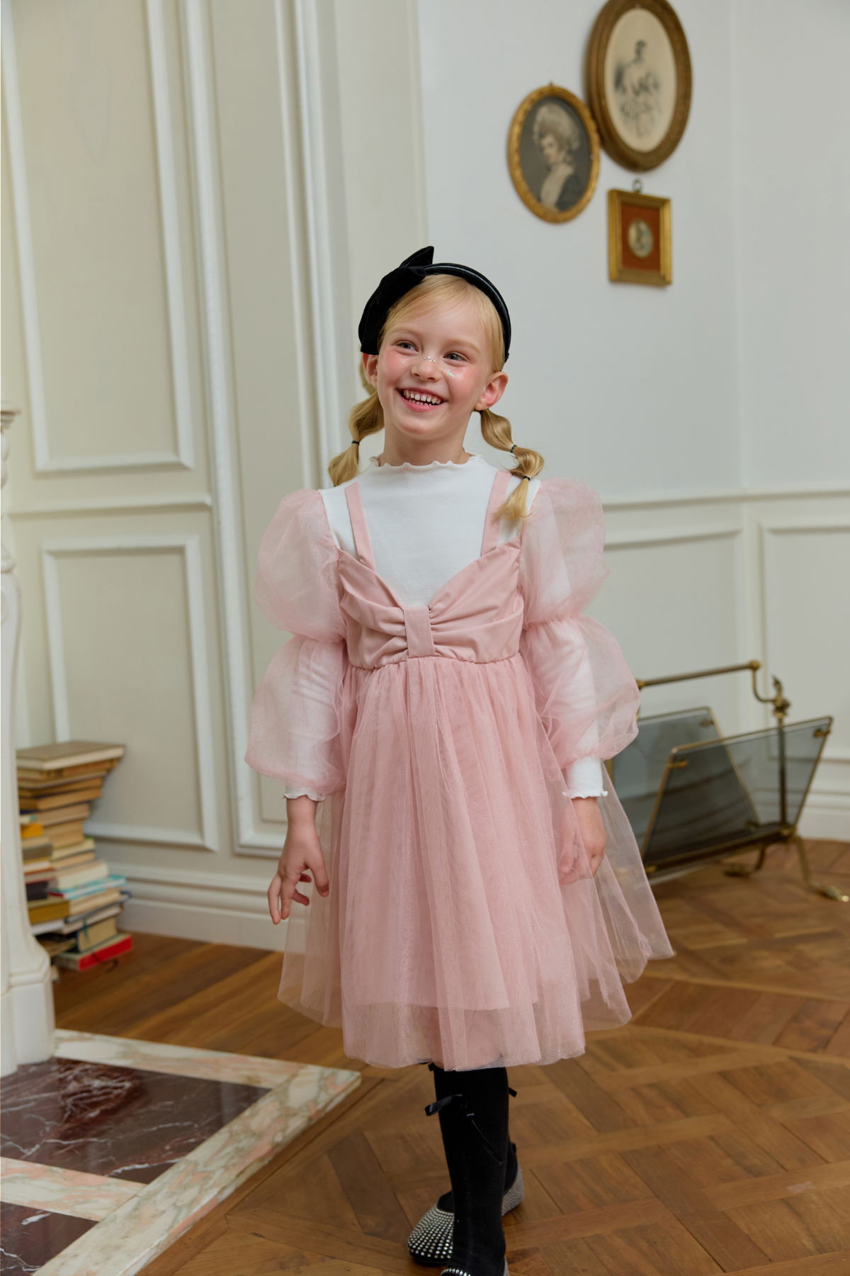 악세사리 모델 착용 이미지-S29L8