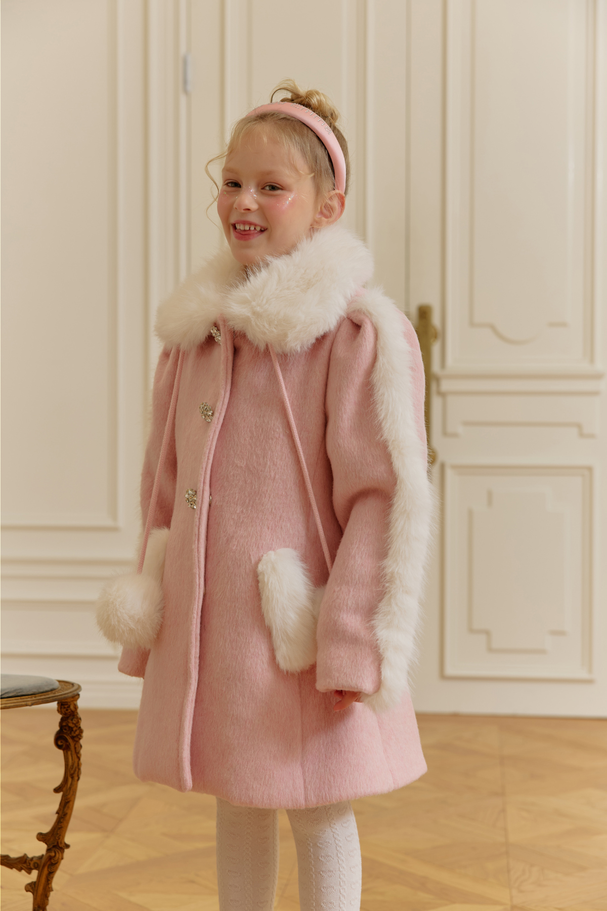 코트 모델 착용 이미지-S112L15