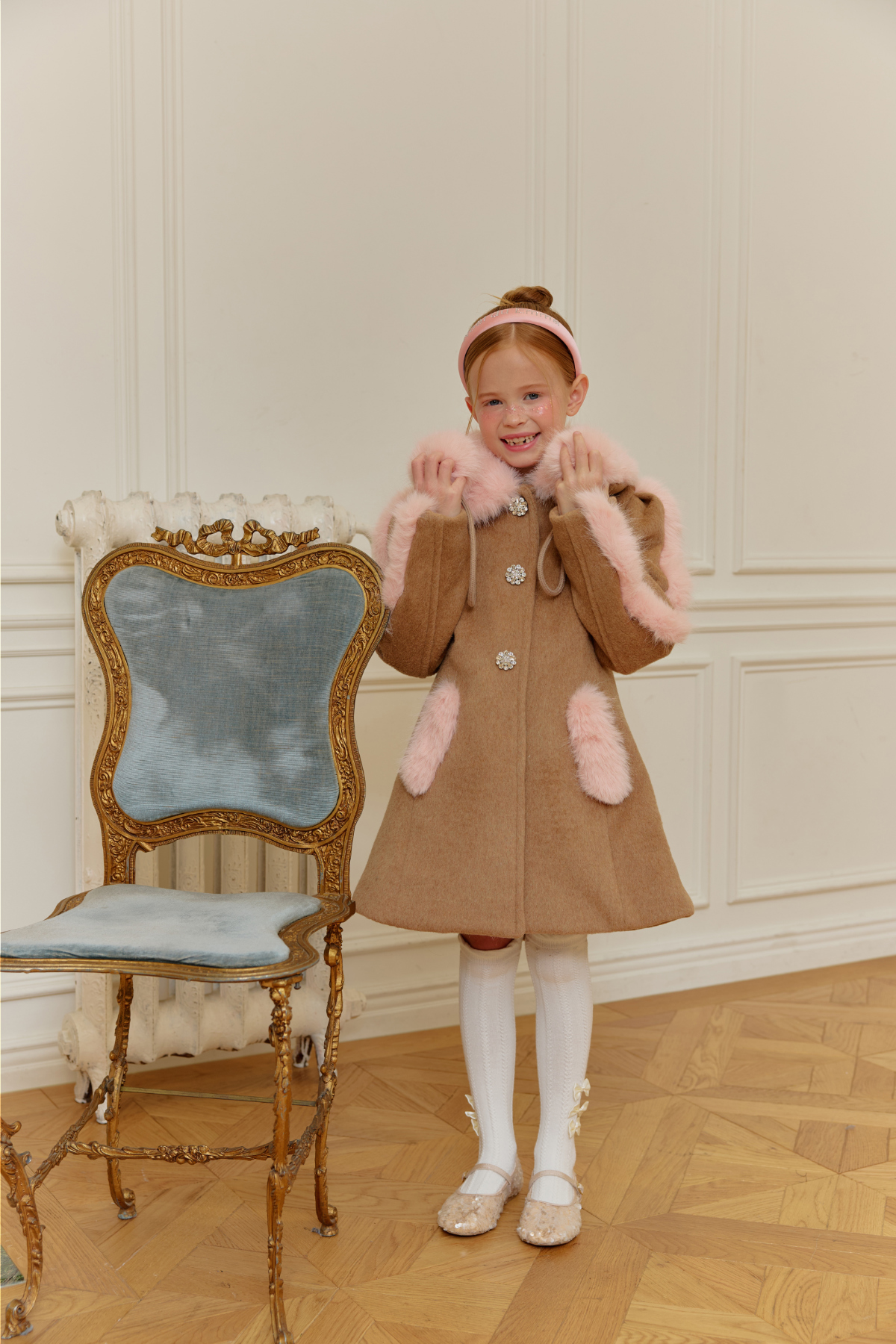 코트 모델 착용 이미지-S111L28