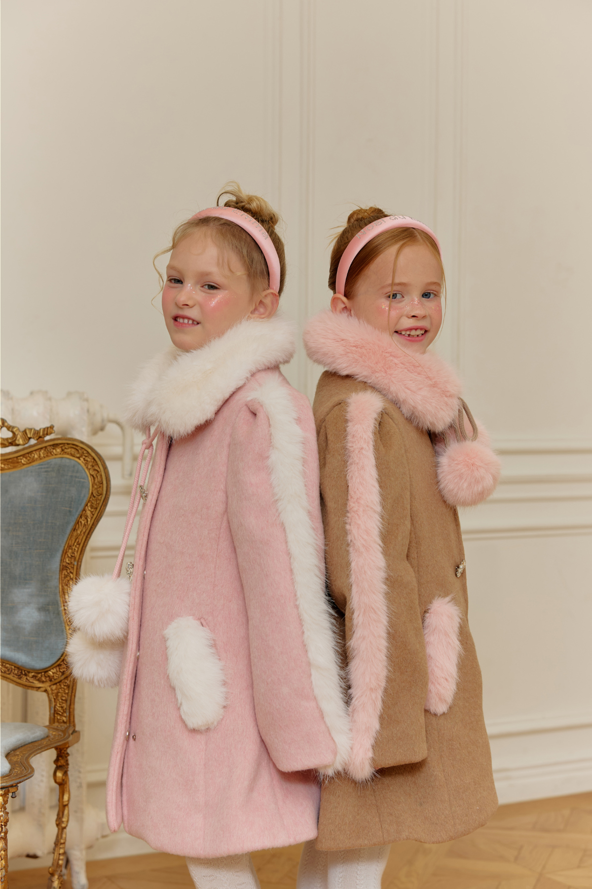 코트 모델 착용 이미지-S112L67