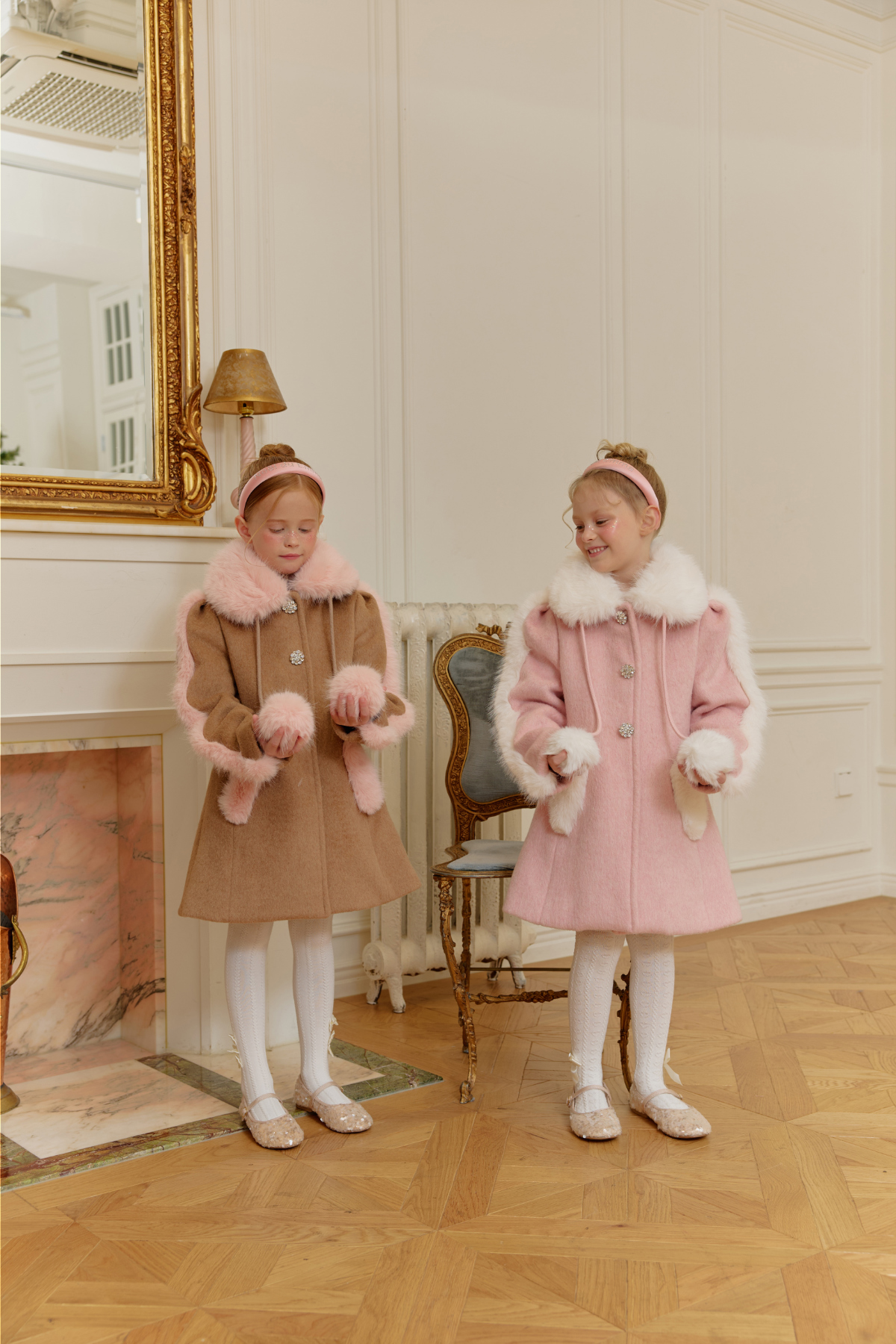 코트 모델 착용 이미지-S112L53