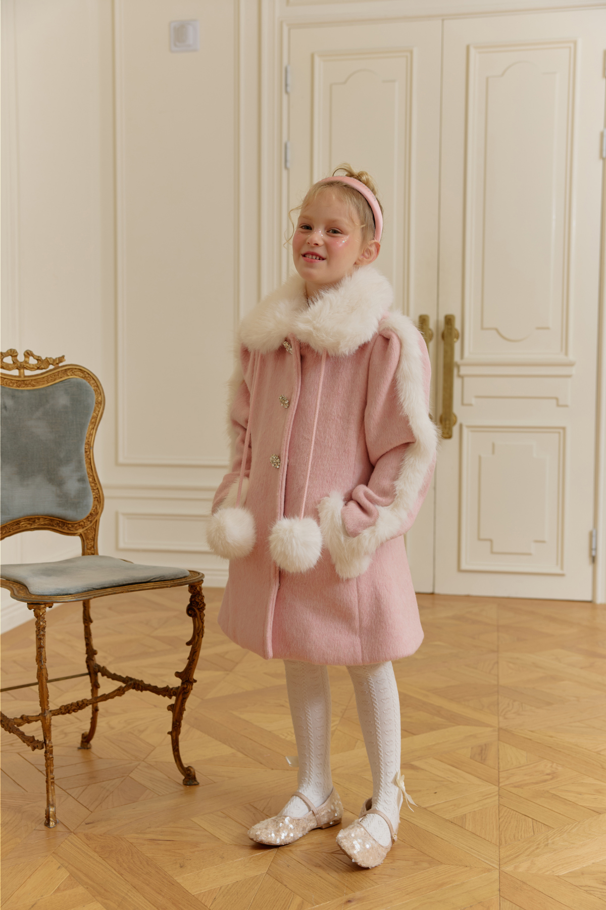 코트 모델 착용 이미지-S112L14