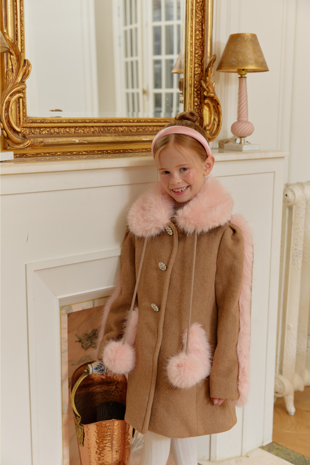 코트 모델 착용 이미지-S111L50