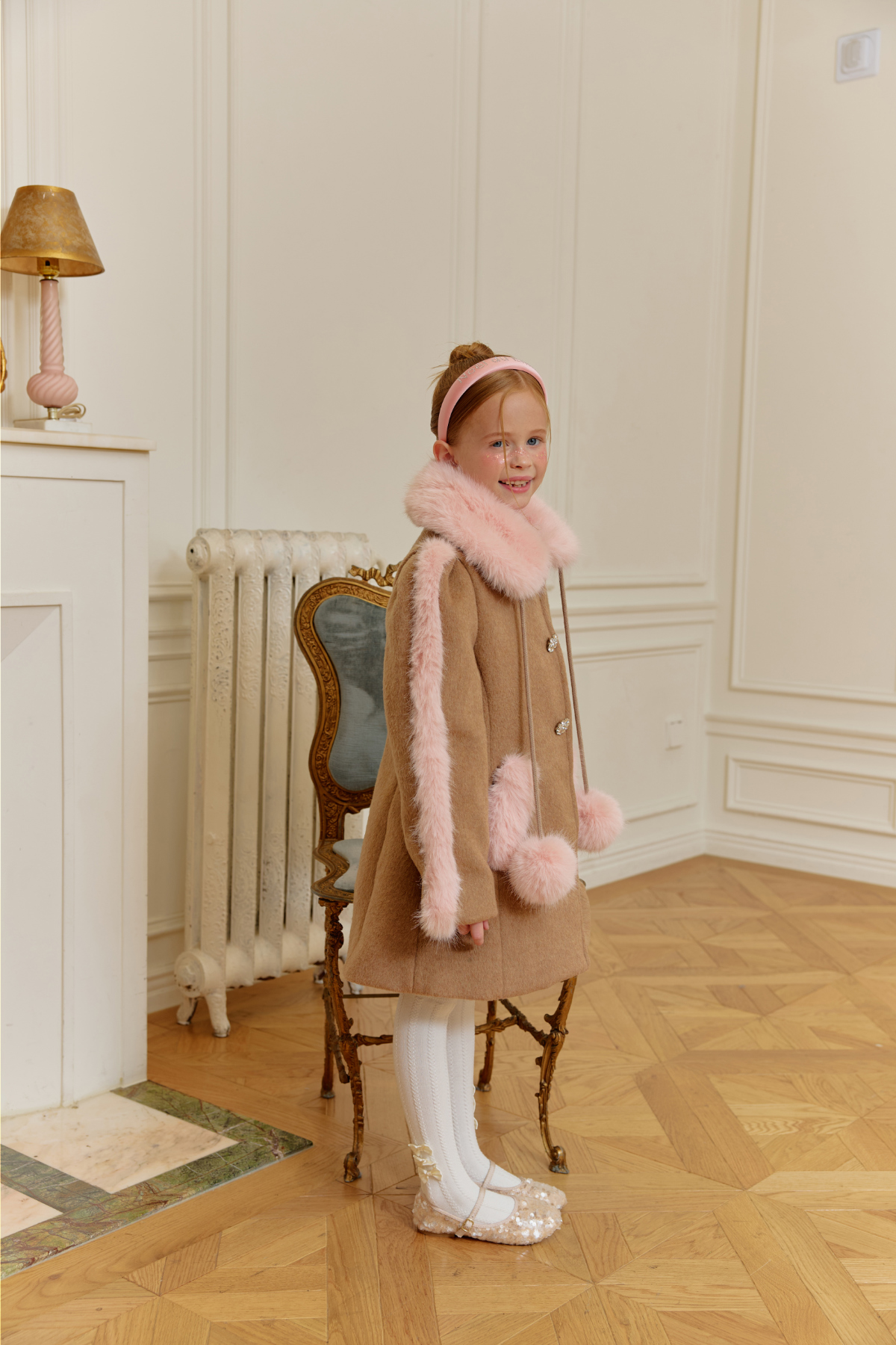 코트 모델 착용 이미지-S111L23