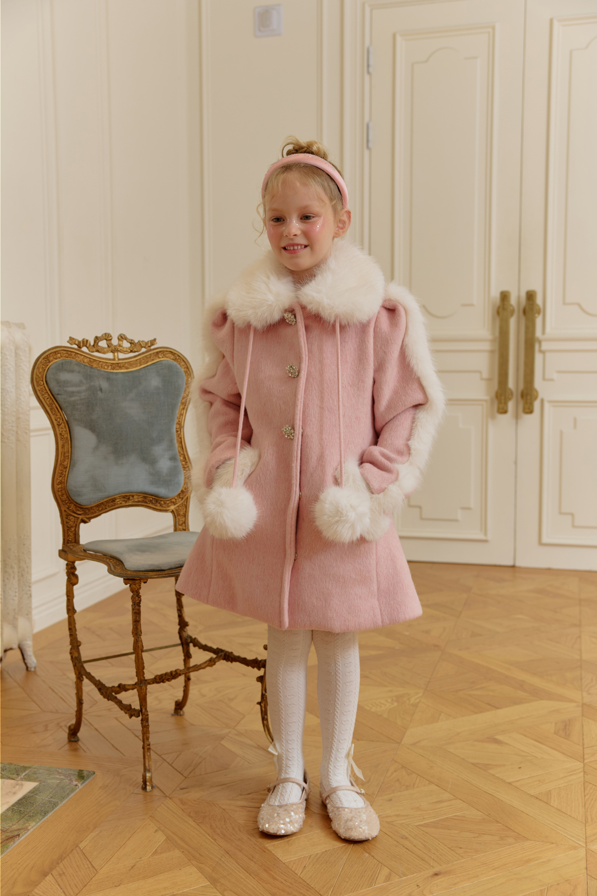 코트 모델 착용 이미지-S112L27