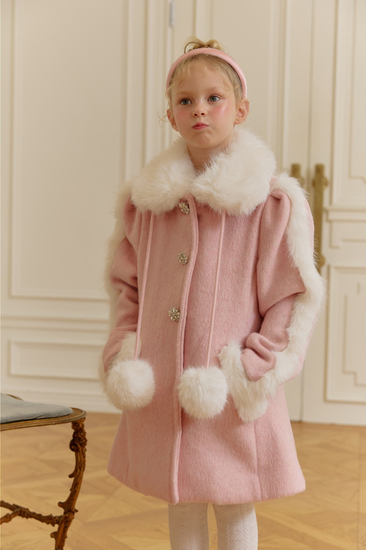 코트 모델 착용 이미지-S112L21