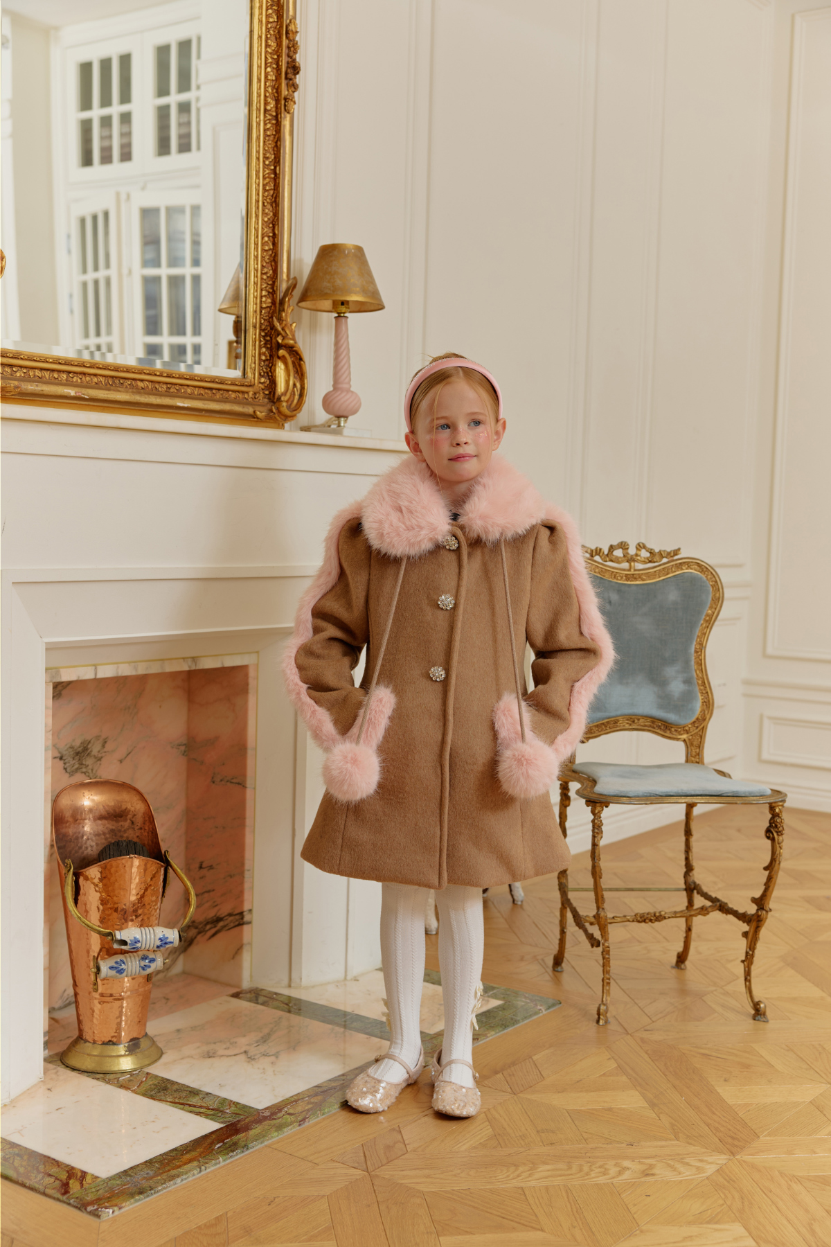 코트 모델 착용 이미지-S112L4