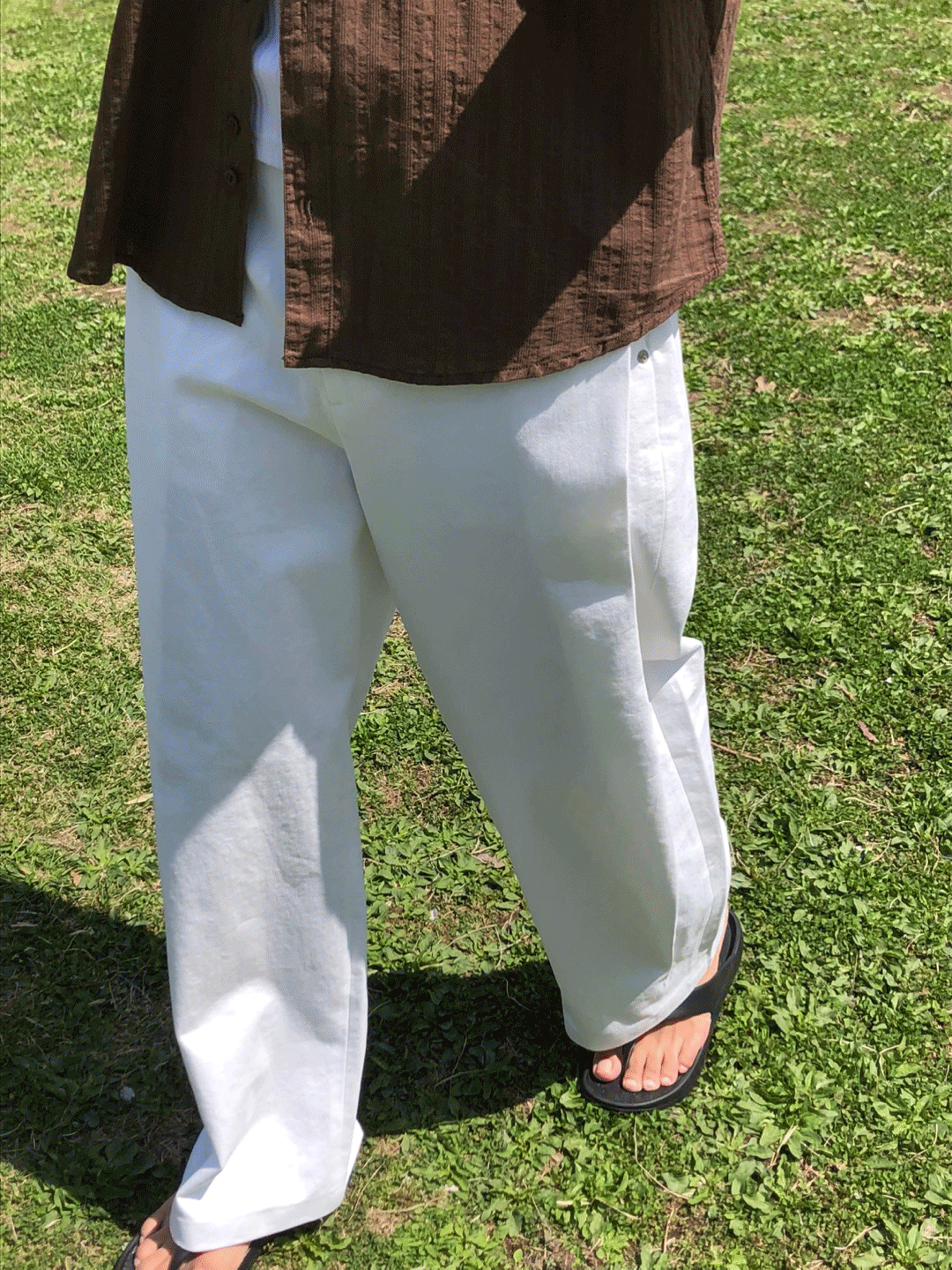 유사시 | Urban Two-Tuck Wide Pants