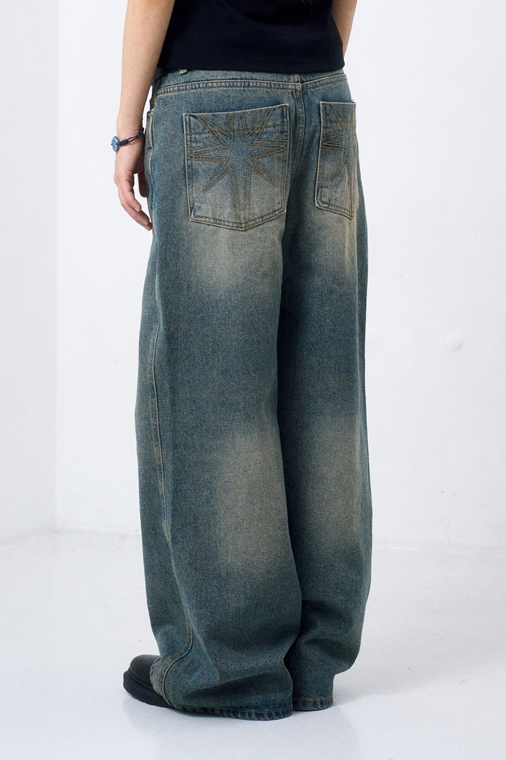 CLOTHING - CLOTHING - IUGAMAKARAS