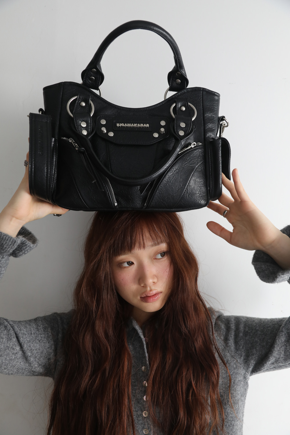 Studded Leather Mini Shoulder Bag (Black) - IUGAMAKARAS
