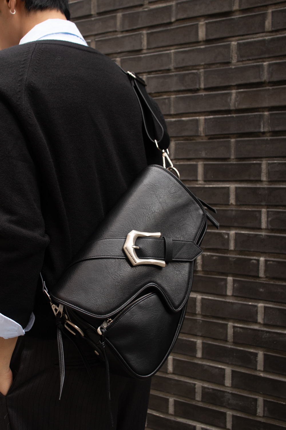 IUGAMAKARAS ■ SH-Buckle Holster Bag ショルダーバッグ IUGAMAKARAS]☆H-Buckle Holster Bag (IUGAMAKARAS/ショルダー