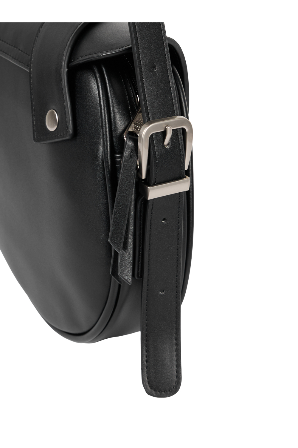 大人気 【UGAMAKARAS】 H-Buckle Holster Bag ★送料・関税込★ MUSINSA公式 | IUGAMAKARAS H-Buckle Holster Bag