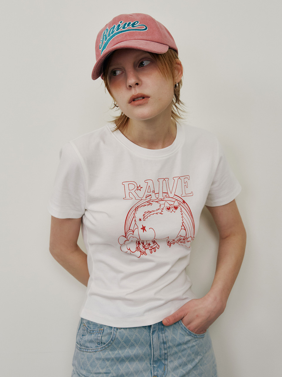 ●RAIVE● Roller Cat Graphic T-shirt VW5ME610_2color 6/13 Pre-order) Roller Cat Graphic T-shirt VW5ME610_2color