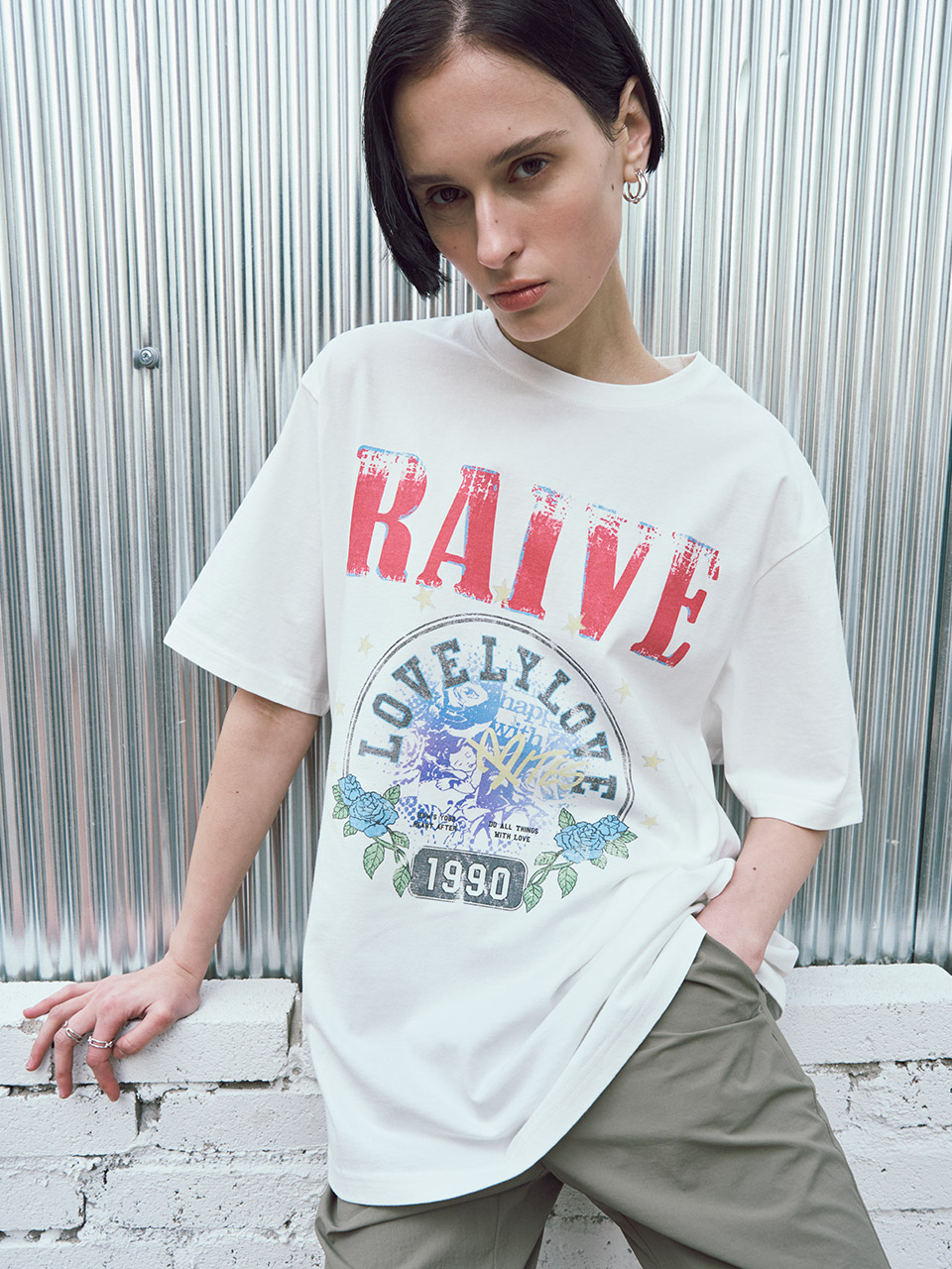 ●RAIVE● ラブ バイツ グラフィック 半袖 Tシャツ Love Bites Graphic T-Shirt VW5ME907_2color - RAIVE
