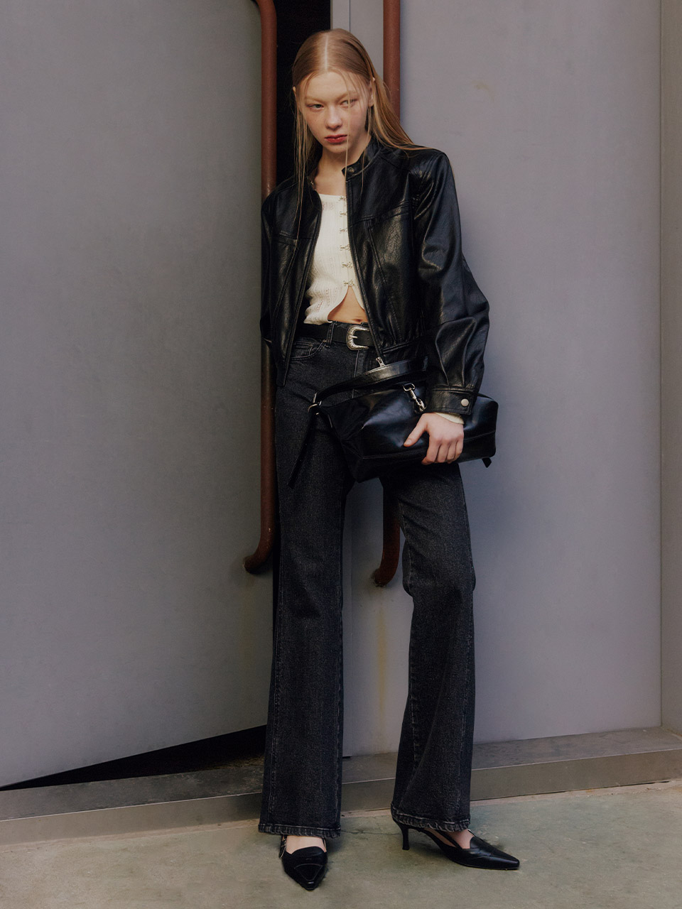 Boots Cut Denim Pants in Black VJ3AL381-10 - RAIVE