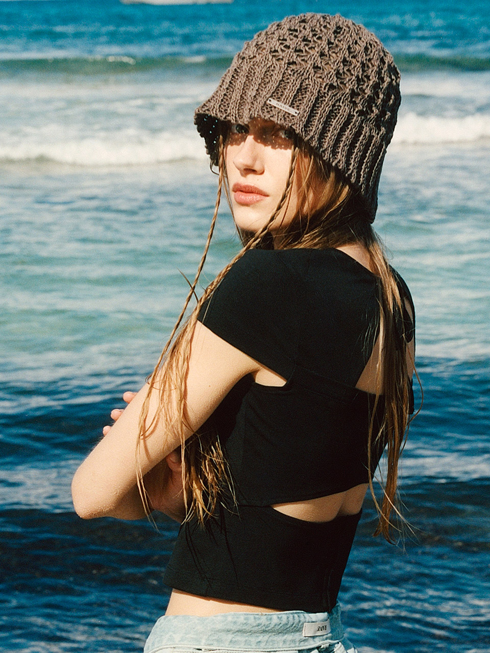 ★RAIVE★ llic Knit Onepiece in Gold VK4MO26755 MUSINSA公式 | RAIVE Metallic Knit One-piece in Gold VK4MO267-55