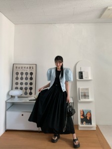 루비 원피스 - 세련된 실루엣의 여성용 데일리 원피스 제품 이미지