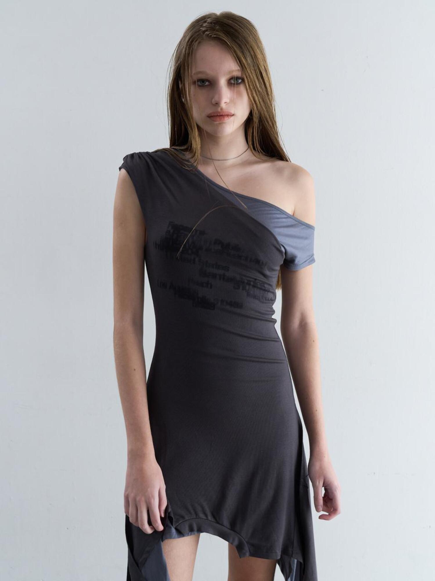韓国商品/ORDINARY HOLIDAY FLARE SLEEVELESS MINI DRESS 바로배송] - FLARE SLEEVELESS MINI DRESS [GRAY] - ORDINARY