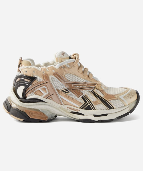 러너 스니커즈 베이지 골드